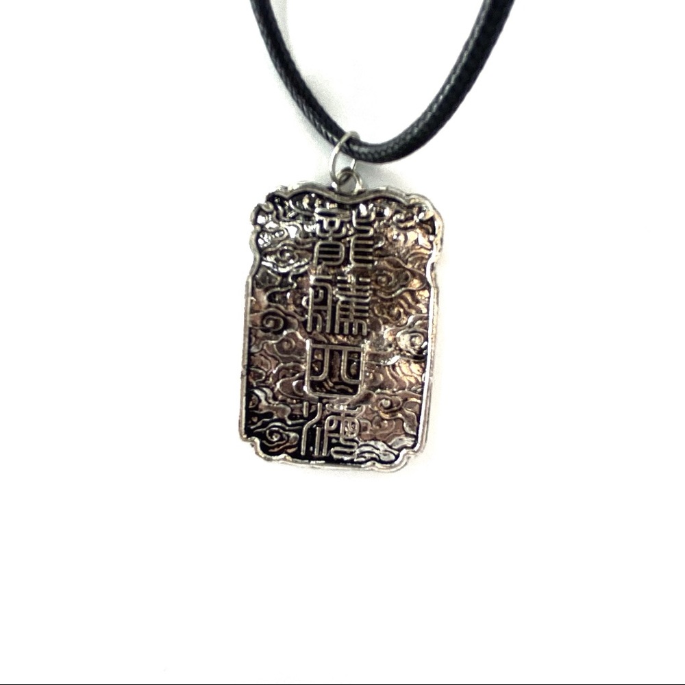 New Chinese Dragon Men Necklace Grey / Black - Picture 4 of 4